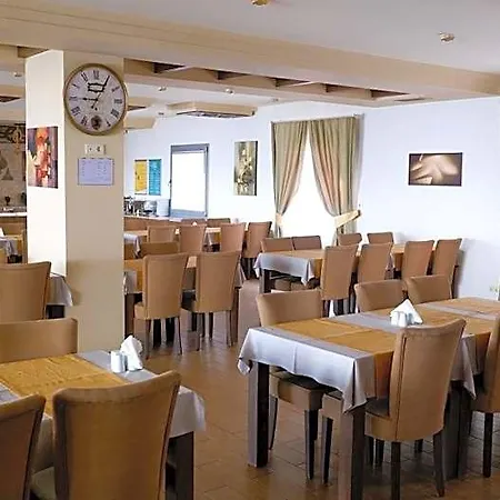 拉贝拉伯尔加玛酒店 贝尔加马