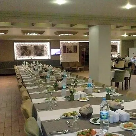 拉贝拉伯尔加玛酒店 酒店 2*