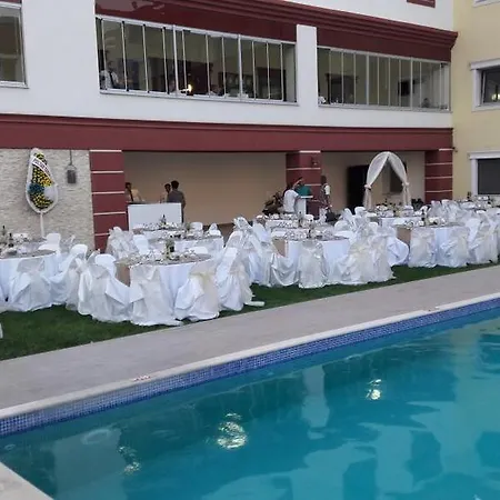 Labella 2* برغاما